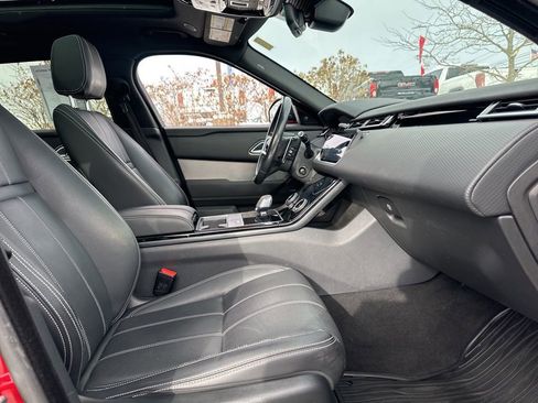 Used 2022 Land Rover Range Rover Velar R-Dynamic S image 26