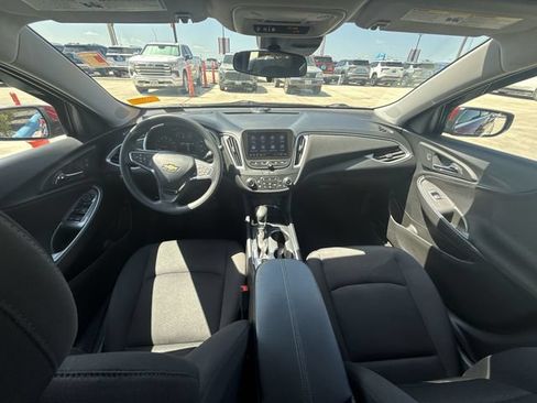Used 2024 Chevrolet Malibu LT FWD image 21