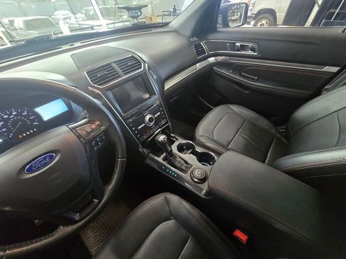 Used 2018 Ford Explorer Sport w/ Equipment Group 401A image 13