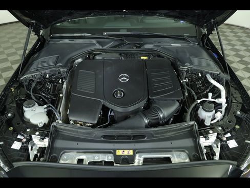 Used 2024 Mercedes-Benz C 300 4MATIC Sedan image 23