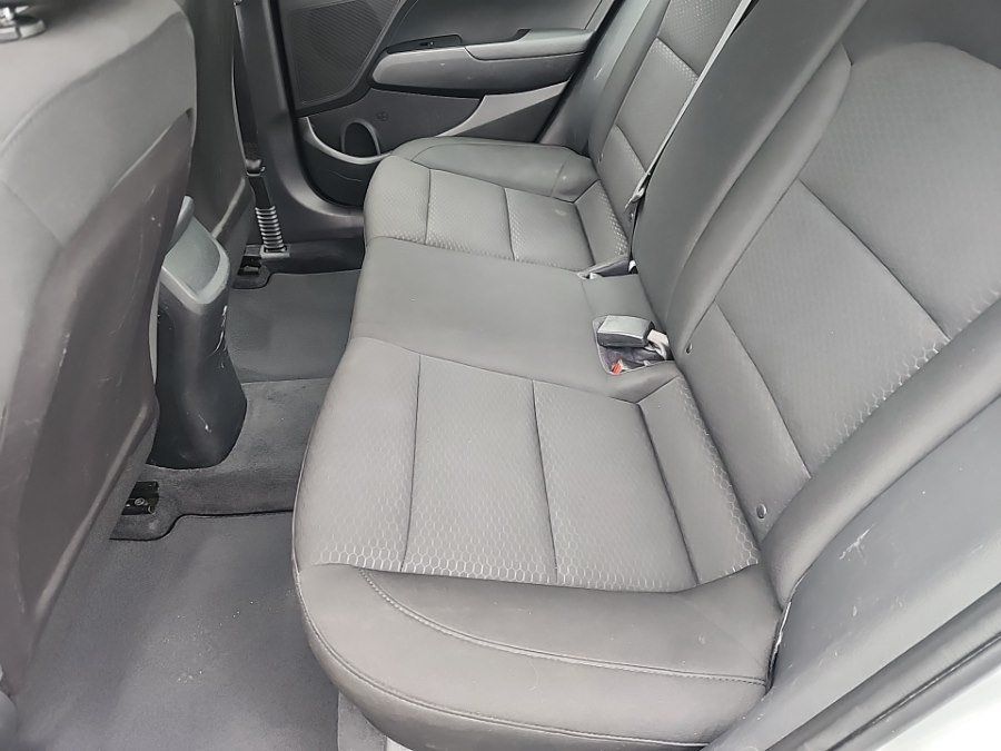 Used 2019 Hyundai Elantra SE w/ Cargo Package FWD image 32