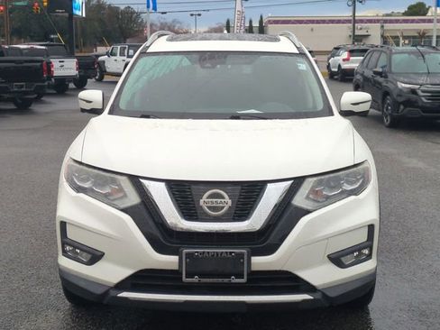 Used 2017 Nissan Rogue SL w/ SL Premium Package image 8