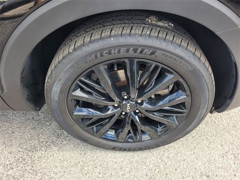 Used 2022 Kia Telluride SX w/ SX Prestige Package image 20