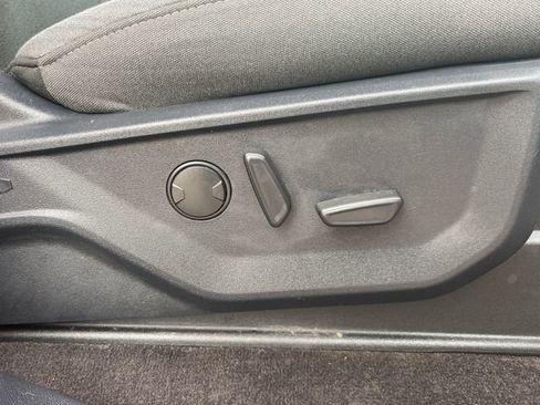 Used 2022 Ford F150 XLT w/ Equipment Group 302A High image 15