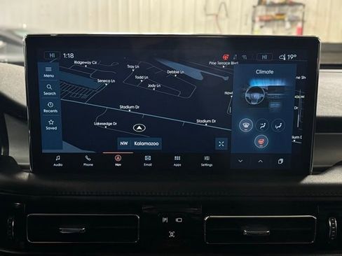 Certified 2023 Lincoln Nautilus Reserve w/ Monochromatic Package image 35