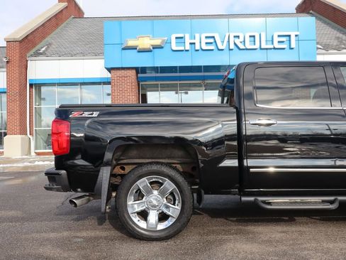 Used 2017 Chevrolet Silverado 1500 LTZ Z71 w/ LTZ Plus Package image 38