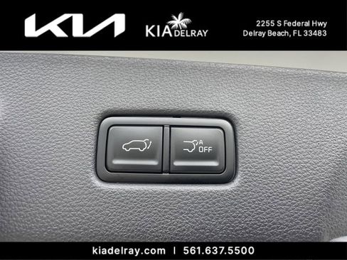 New 2026 Kia Carnival EX FWD image 10