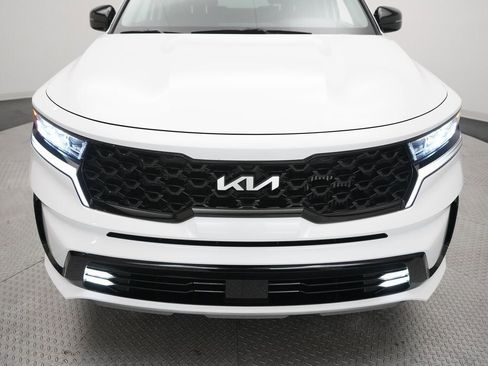 Used 2022 Kia Sorento SX image 22