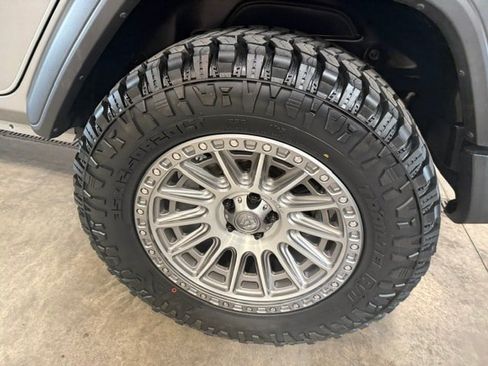 Used 2020 Jeep Wrangler Unlimited Sport AWD/4WD image 30