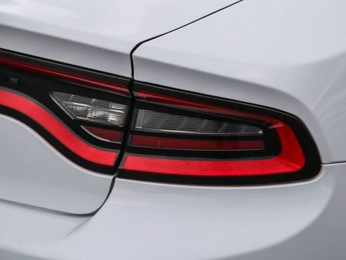 Used 2022 Dodge Charger SXT w/ Leather Interior Group image 10