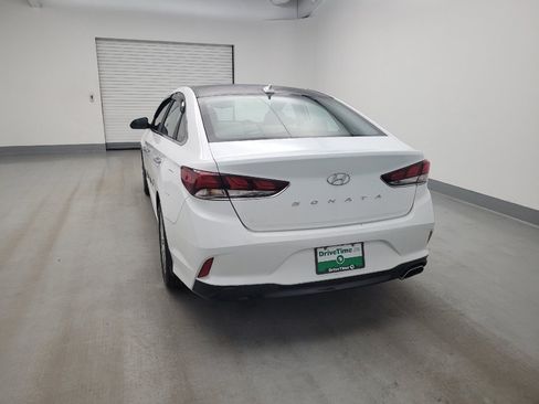 Used 2018 Hyundai Sonata SEL w/ Tech Package 02 FWD image 6