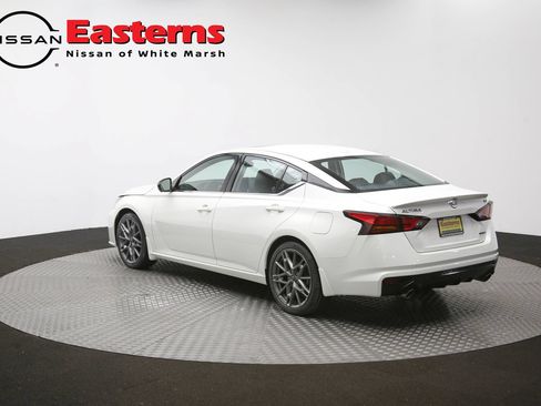 Used 2024 Nissan Altima 2.0 SR FWD image 62