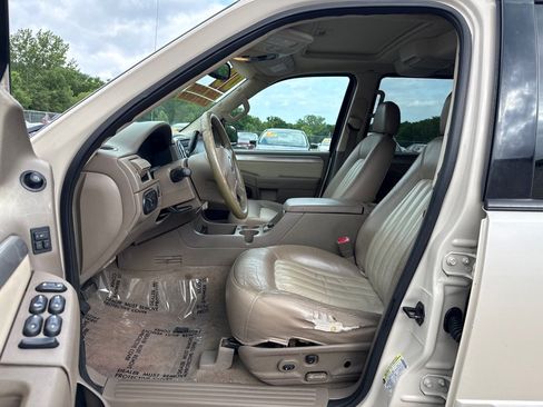 Used 2005 Mercury Mountaineer Premier AWD/4WD image 9