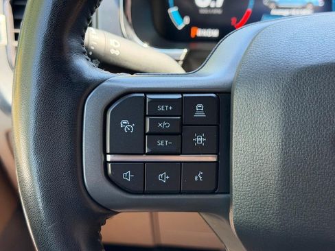 Used 2021 Ford F150 Lariat w/ Equipment Group 502A High AWD/4WD image 17