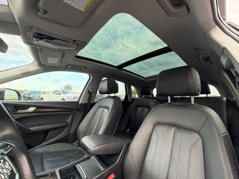 Used 2019 Audi Q5 2.0T Premium Plus AWD/4WD image 22