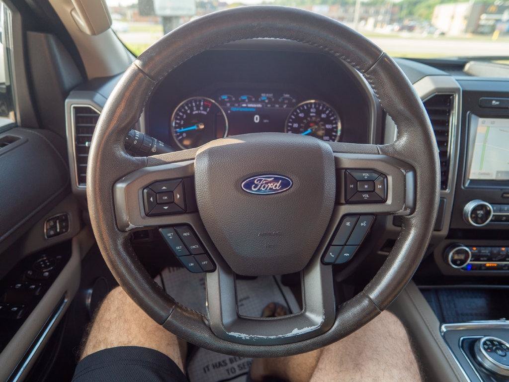 Used 2020 Ford Expedition Max XLT w/ Equipment Group 202A RWD image 26
