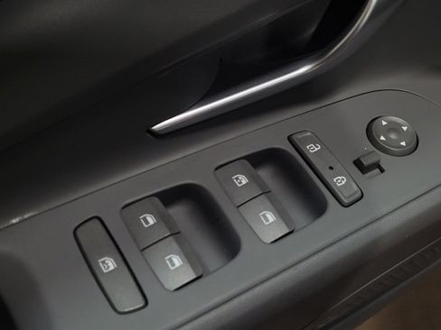 Used 2023 Hyundai Elantra SEL w/ Convenience Package image 27