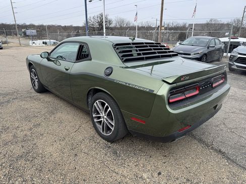 Used 2018 Dodge Challenger GT image 5