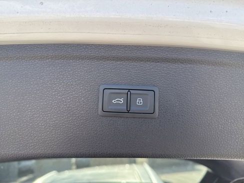 Used 2019 Audi Q5 2.0T Premium Plus w/ Premium Plus Package image 10