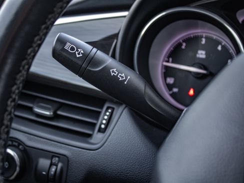 Used 2019 Buick Envision Essence image 25