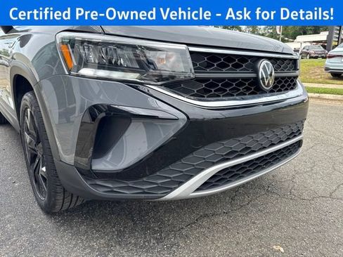 Used 2023 Volkswagen Taos SE w/ Panoramic Sunroof Package AWD/4WD image 27