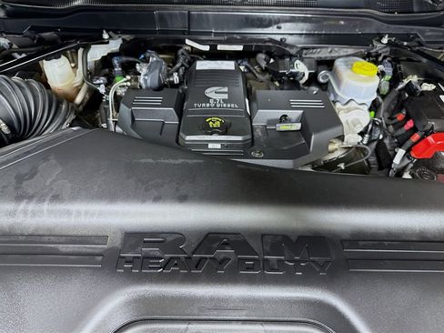 Used 2020 RAM 3500 Big Horn w/ Level 2 Equipment Group image 38