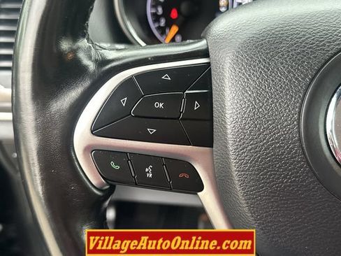 Used 2020 Jeep Grand Cherokee Limited w/ Luxury Group II AWD/4WD image 31