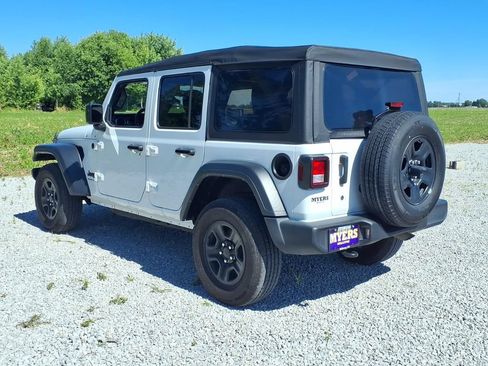 Used 2023 Jeep Wrangler Unlimited Sport AWD/4WD image 9