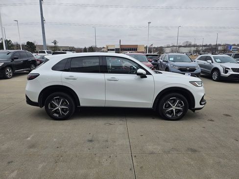 Used 2024 Honda HR-V EX-L image 4