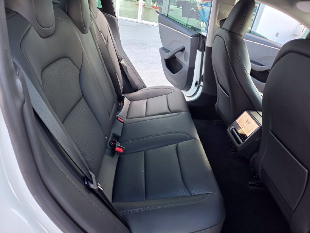 Used 2024 Tesla Model 3 Standard Range RWD image 21