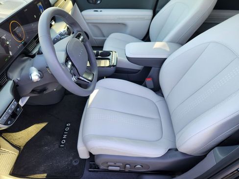 New 2026 Hyundai Ioniq 5 Limited image 8