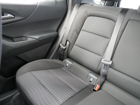 Used 2025 Chevrolet Equinox LT image 12