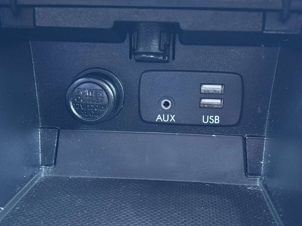 Used 2016 Subaru Outback 2.5i Limited AWD/4WD image 31