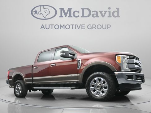 Used 2017 Ford F250 Lariat w/ Lariat Ultimate Package AWD/4WD image 24