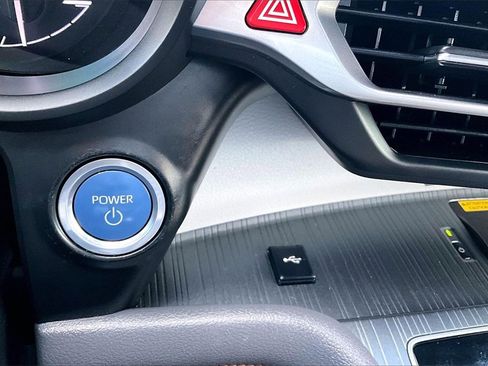 Used 2021 Toyota Sienna XSE image 15