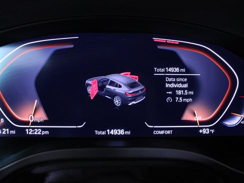 Used 2023 BMW X4 xDrive30i w/ Parking Assistance Package image 24