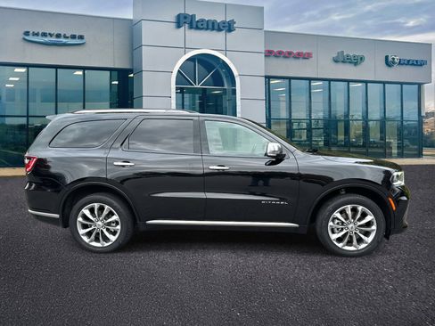 Used 2023 Dodge Durango Citadel image 2