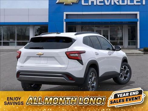 New 2026 Chevrolet Trax LT w/ Driver Confidence Package image 4