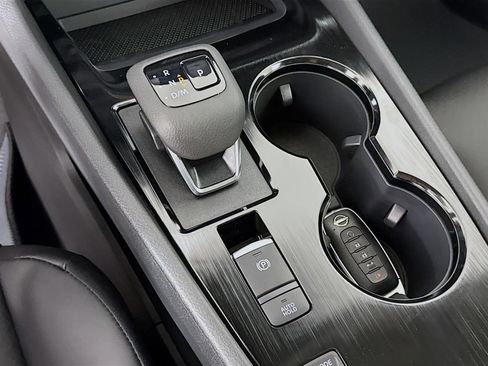 New 2026 Nissan Rogue SV FWD image 18