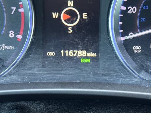 Used 2018 Toyota Highlander XLE AWD/4WD image 41