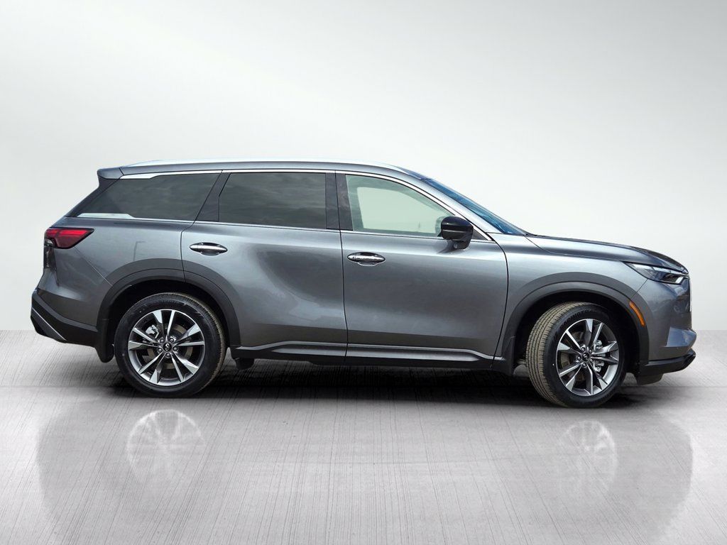 Used 2023 INFINITI QX60 Luxe w/ Cargo Package AWD/4WD image 4