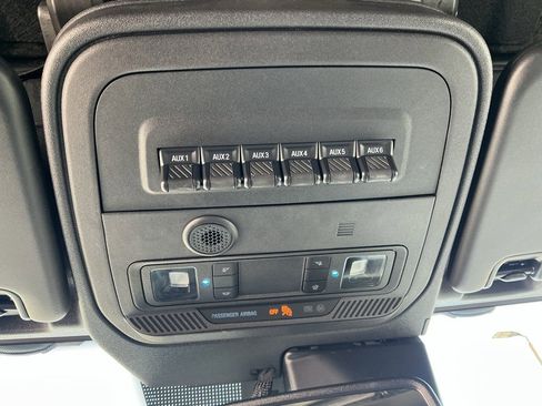 Certified 2022 Ford Bronco Black Diamond w/ Sasquatch Package image 50