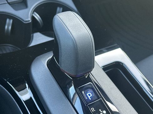 New 2026 Toyota Prius Plug-In Hybrid image 24