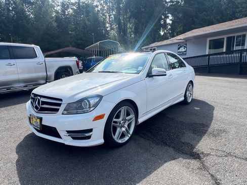 Used 2014 Mercedes-Benz C 250 Sedan image 48