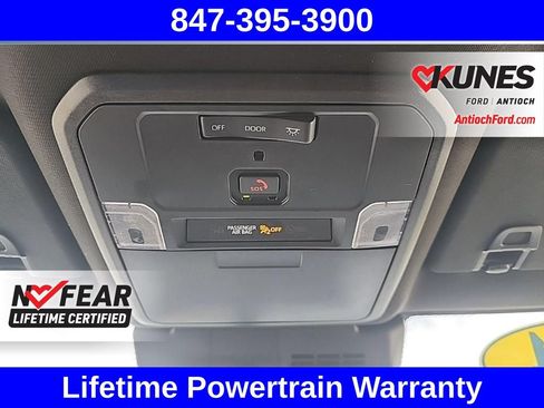 Used 2024 Toyota Tacoma SR5 AWD/4WD image 39