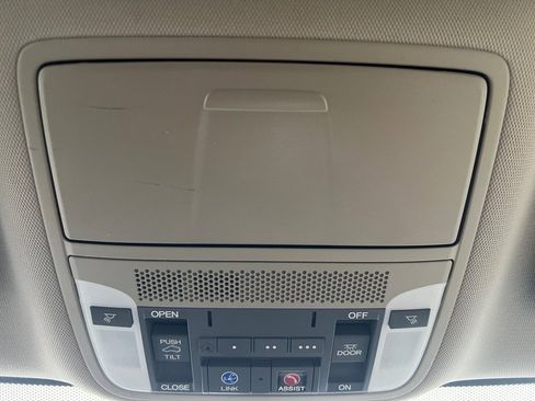 Used 2016 Acura RDX AWD w/ Technology Package image 36