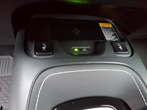 Used 2025 Toyota Corolla XSE image 26