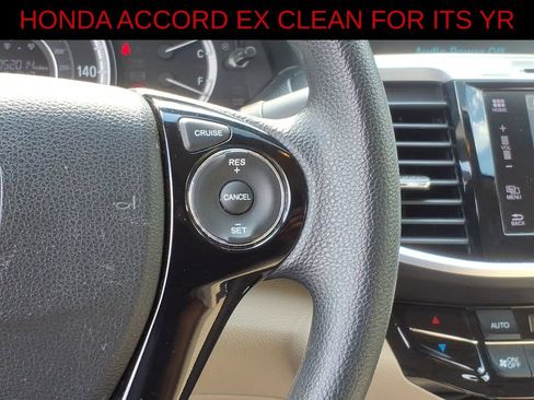 Used 2017 Honda Accord EX image 18