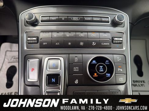 Used 2023 Hyundai Santa Fe Calligraphy w/ Cargo Package image 18