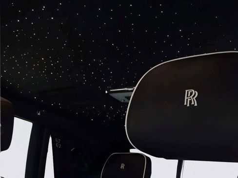 Used 2021 Rolls-Royce Phantom Sedan image 9